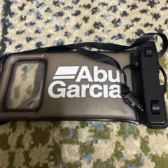 Abu Garcia 防水スマホケース ネックストラップ付き