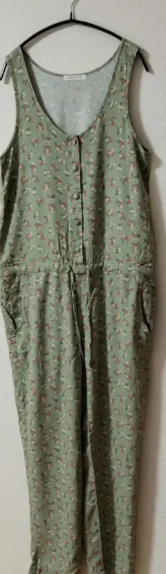 LOWRYS FARM花柄サロペット グリーン