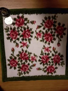 FELLER 花柄 ハンカチ ホワイト/グリーン　黒　2枚セット