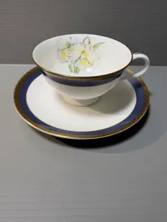 ナルミ　コーヒーカップ・ソーサー