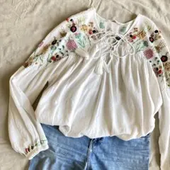 ★411★ 様ZARA刺繍入り長袖ブラウス