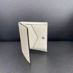 Item thumbnail for item 30a616cb-f312-485e-801a-8a3f0a519f76