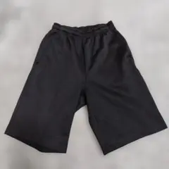 黒のハーフパンツ 150サイズ