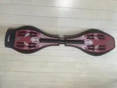 使用済み スケートボード（レッドフレームデザイン）