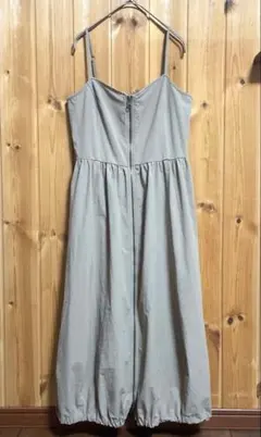 【目玉商品】ジーユー　フロントジップバブルヘムワンピース M バルーン　カーキ