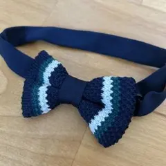 蝶ネクタイ　ニット