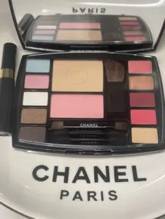 【新品未使用】シャネル トラベルメイクアップパレット アルティテュード