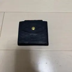 IL BISONTE 黒 レザー 三つ折り財布