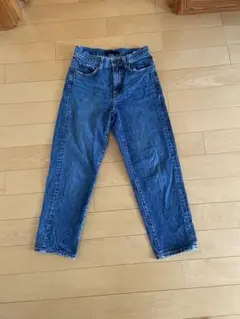 ユニクロ　スラウチテーパードアンクルジーンズ　23 (58.5cm )