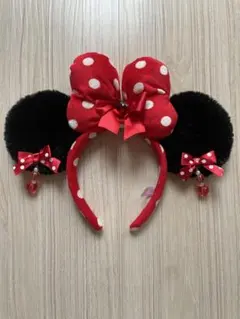 ミニーマウス風カチューシャ 赤と黒の水玉