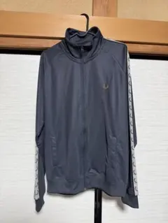 Item thumbnail for item e889b199-f6a8-476f-8601-4cd3efd064f8