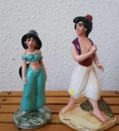 アラジンとジャスミン 陶器フィギュアセット