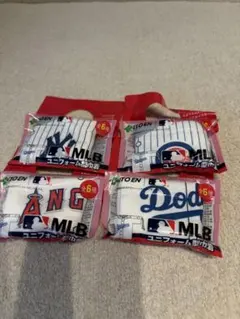 伊藤園　MLB ユニフォーム型巾着 4種セットのサムネイル