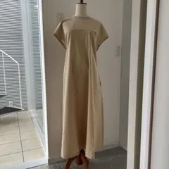 美品 24SS セオリーリュクス ロング丈タックワンピース パフ袖