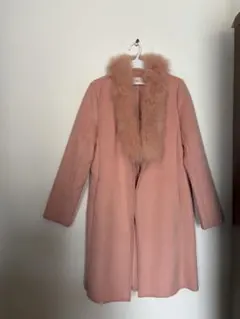ファー付き ピンク ロングコートのサムネイル