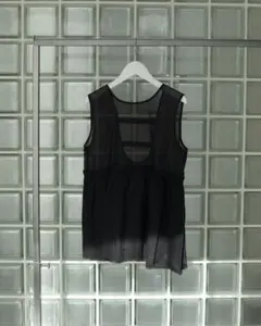 anuke Sheer Peplum Topsのサムネイル