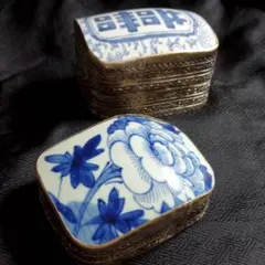 中国骨董品　小物入れ　シノワズリ　染付け　アンティーク　インテリア　置物　飾り物