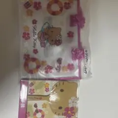 1番くじ 日焼けハローキティ 手鏡とトートバッグセット