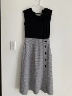 anysisノースリーブワンピース