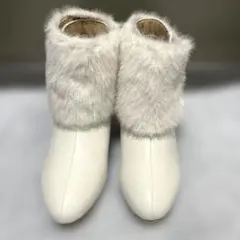 Item thumbnail for item 990c3049-2934-4e4e-9dc9-2fa60f97c351