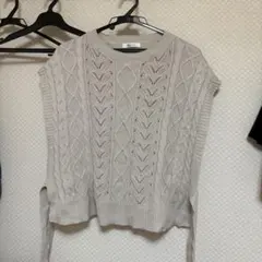 INGNI ベージュ ニットベスト リボン付き