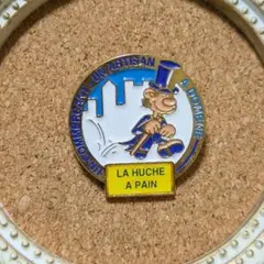 4　ヴィンテージ ピンバッジ　アンティーク ピンバッジ　ピンバッジ　バッジ