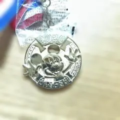 2020年 ミッキーマウス メダル ストラップ
