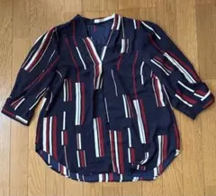 ネイビー ストライプ Vネックシャツ 五分袖