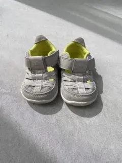 IFME グレー イエロー ベルト付きサンダル 13cm