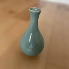 青緑色 陶器 花瓶 鳥の絵柄