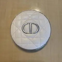 DIOR ディオールスキンフォーエヴァーヌード マット フィルター　01フェアー