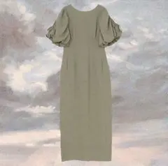 ボリュームスリーブワンピース