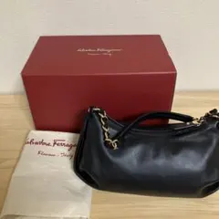 FERRAGAMO CAGE BAG（フェラガモ ケージ バッグ）ブラック - メルカリ