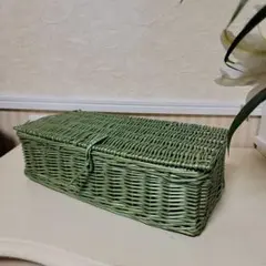 籐かごバスケット　ふた付き　ヴィンテージ藤ケース小物入れ　藤BOX　長方形