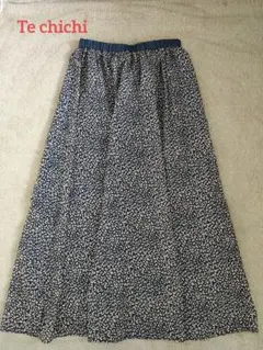 テチチ　ロングスカート