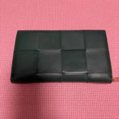 再値下げ⭐︎本物BOTTEGA VENETA マキシイントレチャート 長財布のサムネイル