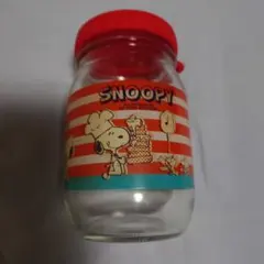 スヌーピー ユニバーサルスタジオジャパン ガラス瓶 赤キャップ