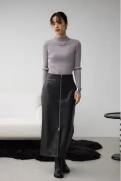 AZUL BY MOUSSY　フェイクレザータイトスカート　ブラック Sサイズ
