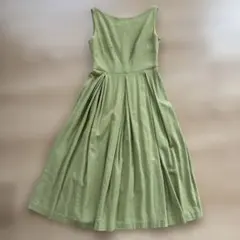 Shilla ライトグリーン ノースリーブワンピース　38