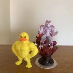 ムキムキ　マッチョヒヨコ　フィギュア　ドラゴンボール　　フリーザ