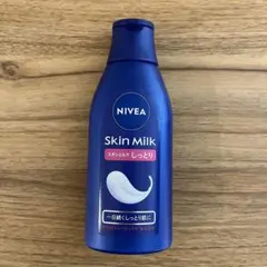 NIVEA Skin Milk ボディローション しっとり　200mlのサムネイル