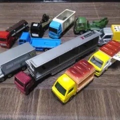 トミカ　まとめ売り　トラック　①　10台