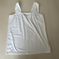 白　インナーに。