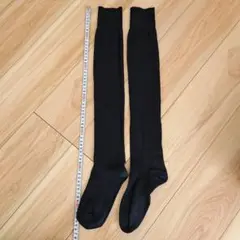 黒ニーハイソックス