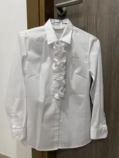 【未使用】　パーフェクトスーツファクトリー　長袖ブラウス　7号　フリル　ホワイト