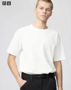 クルーネックTシャツ　ユニクロ