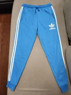 adidas 青 ジャージパンツ 3本ライン