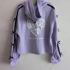 フード付きトレーナー