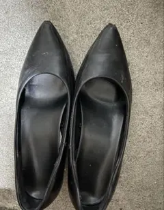 ブラック ポインテッドトゥ ハイヒール 22.5