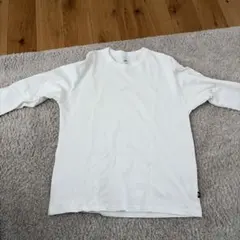 Nike The Nike Tee ホワイト ルーズフィット - メルカリ